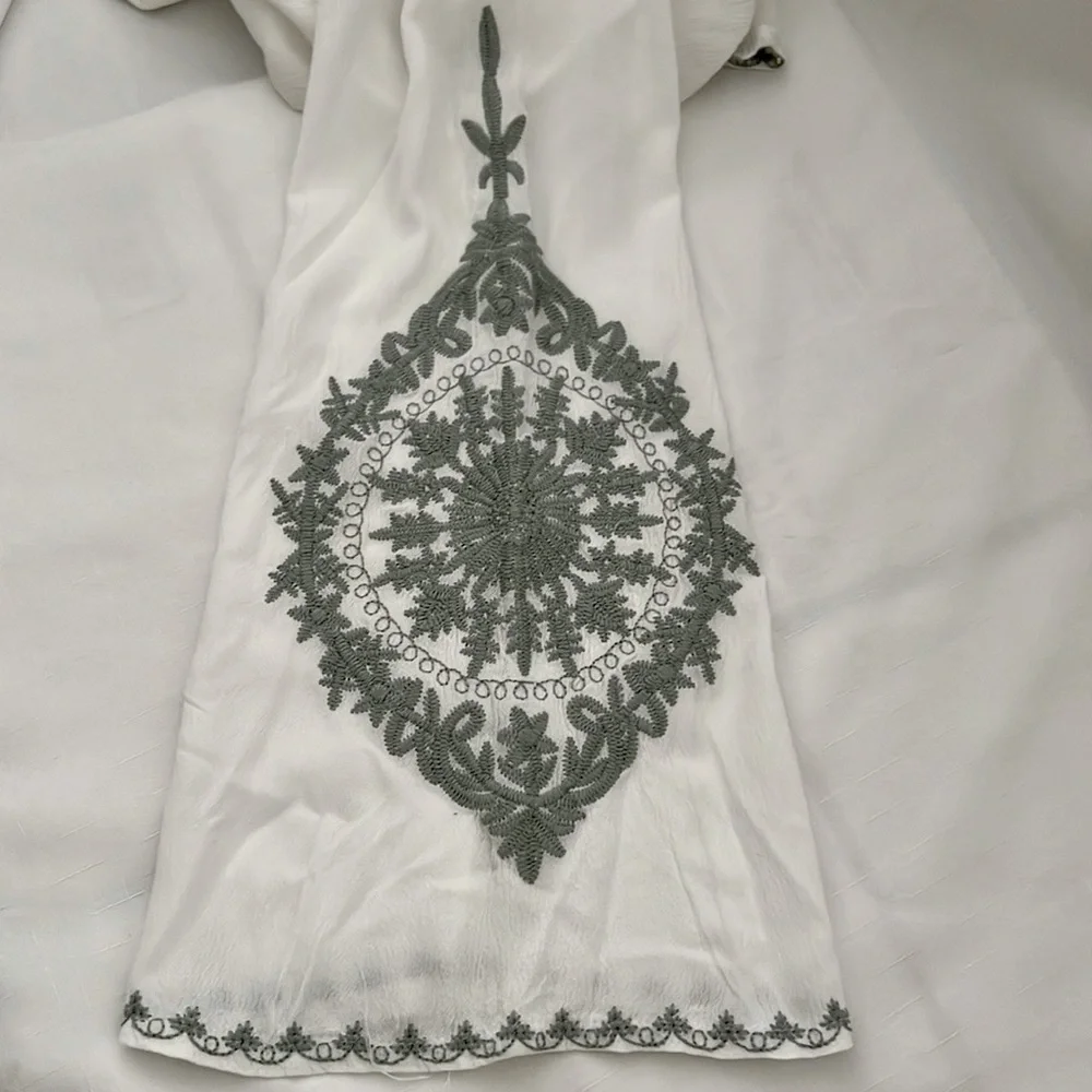 R. Vivimos / High~Low Embroidered Dress / Boho - Picture 9 of 16